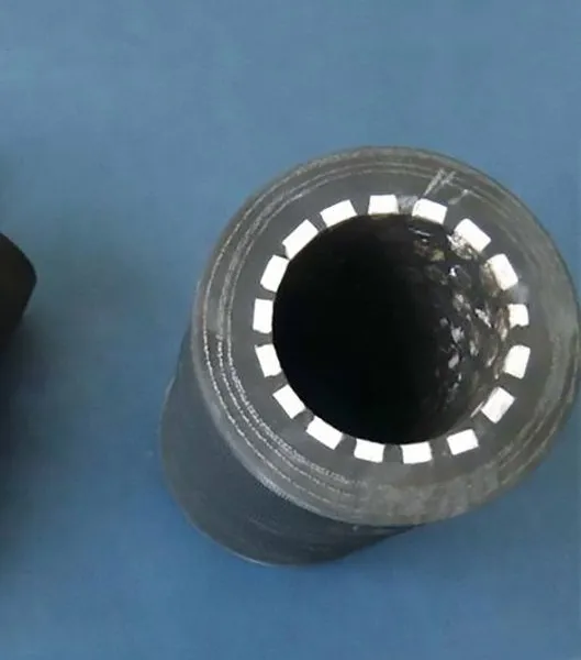 Wear-resistant Liner Ceramic Cylinders Embedded Rubber Hose photo-5