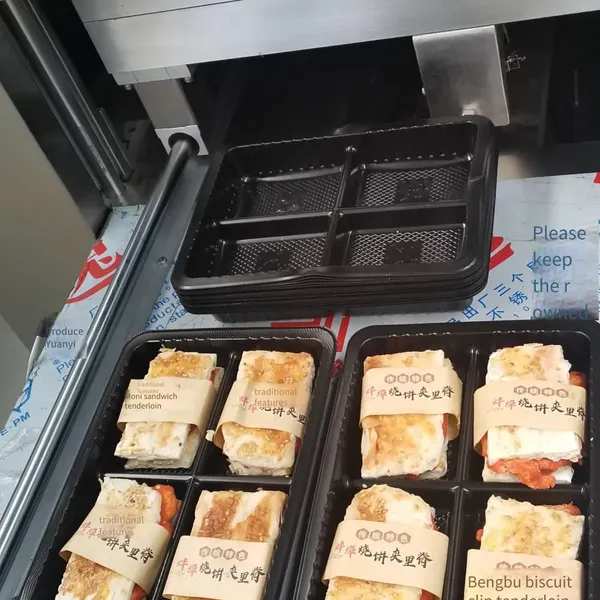 Automatic Box Sealing and Packaging Machine for Yellow Rice Cold Cakes, Boxed Cold Cake Packaging and Sealing Machine photo-4