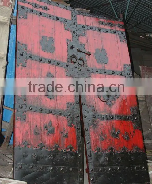 Chinese Antique Red Wooden Folding Doors