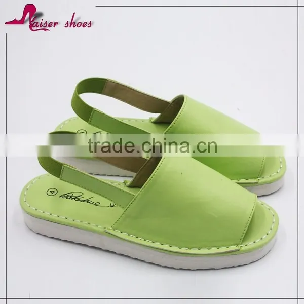 Latest Ladies Slippers Shoes Women Sandals Shoes Women Jelly Color Sandal Shoe Supplier's Choice