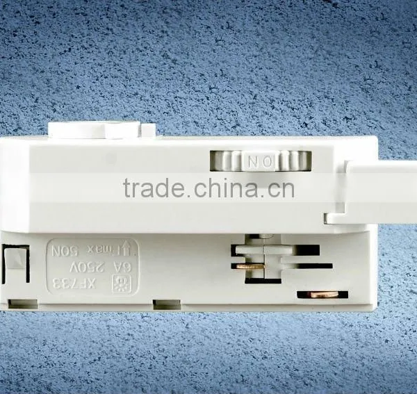 2 -circuit Track Light Adapter