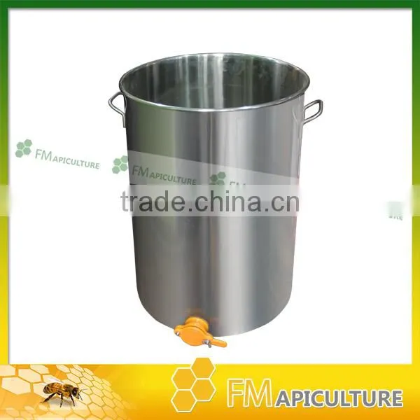 Full Enclosed Hotsale Stainless Steel Double Layers Honey Barrel ,honey Tank, Hotsale Bee Keeping Tools. photo-2