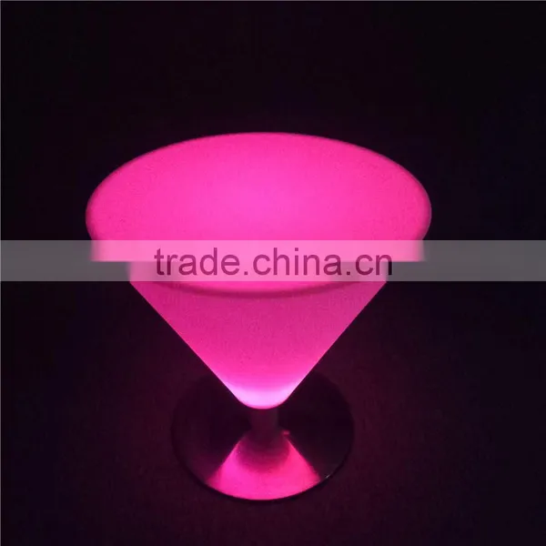 Cheap Wholesale Victorian Furniture Color Changing Glass Bar Table With Inbuilt LEDs for Pub and Strip Club photo-5