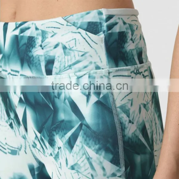 Custom Wholesale Gym Fitness & Body Building Yoga Wear Printed Shorts For Women photo-4