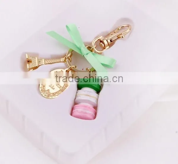 High Quanlity Fashion Key Chain Boutique in Paris, France Eiffel Tower Cake Influx of Goods Macarons Metal Keychain With Box photo-2
