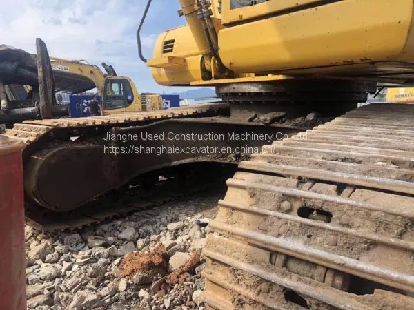 Komatsu 200-7 Excavator photo-5