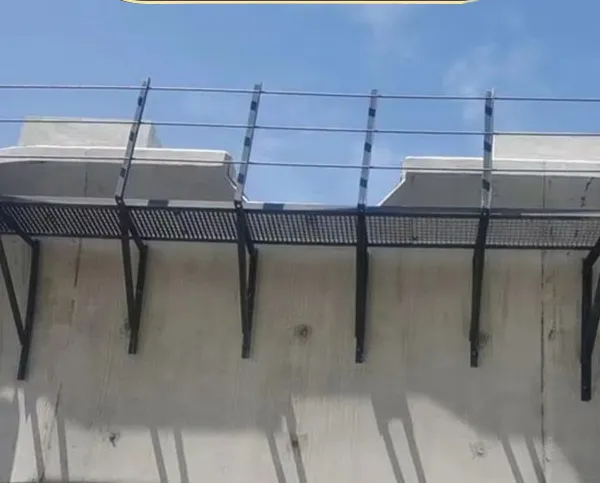High Speed Railway Pier Suspension Fence, Bridge Protection Fence Support Inspection Ladder, Strong Corrosion Resistance photo-5