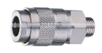 Positive locking mechanism pneumatic quick coupler