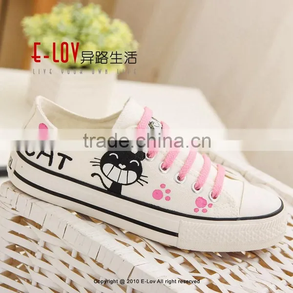 Hot Sales High Quality New Style Custom Fabric Print Shoes photo-3