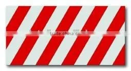 European Warning Flag With Reflective Warning Sign in French photo-2
