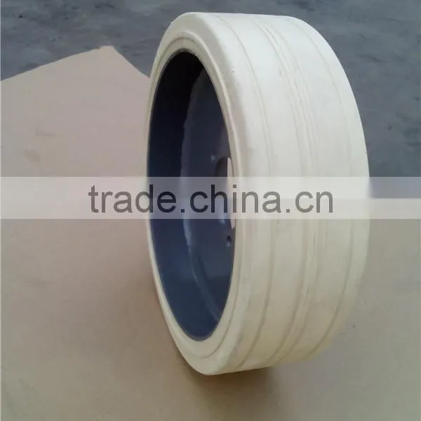 Scissor Lift Platform Solid Tire With REACH Certification and Different Colors Rims With Brake photo-5