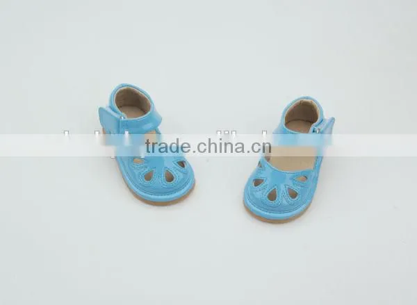 Skidproof Patent PU Leather Lovely Toddler Wholesale Squeaky Shoes photo-5