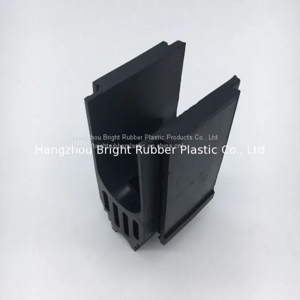 High Quality IATF16949 70 Shore A Custom Silicone Rubber Parts photo-4