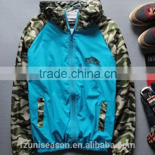 Waterproof Windproof Hoodie Lightweight Windbreaker Jackets for Men photo-3