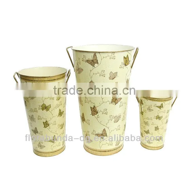 Decorative Round Iron Box