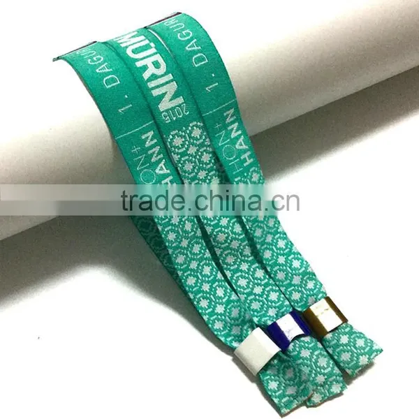 Manufacture Customized Logo Woven Wristband photo-4