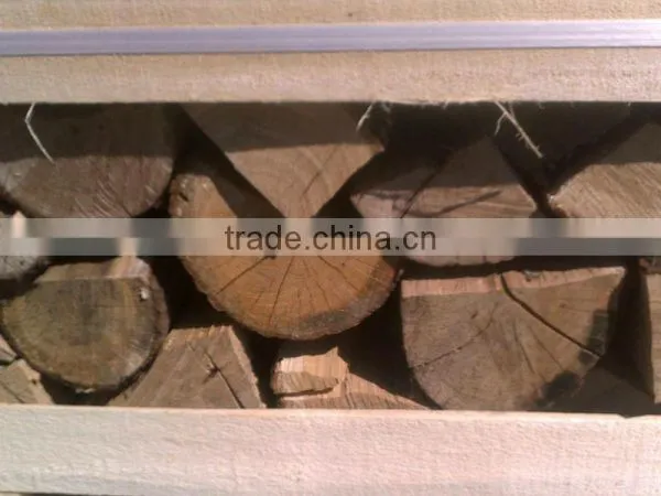 DRIED FIREWOOD AND KINDLINGS