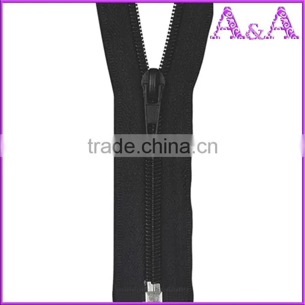 Directly China Factory Long Chain Nylon Zipper Rolls 3# 5# 7# 8# 10# Zipper Roll in Factory Cheap Price photo-4