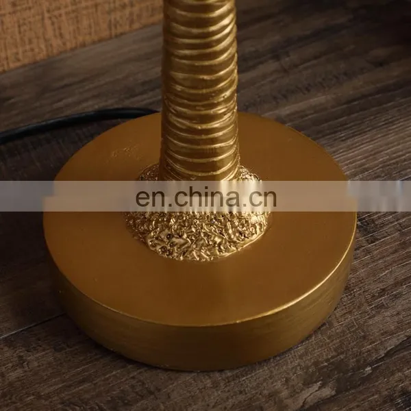 Popular Design Coconut Tree Shape Lovely Gold Monkey Decorative Resin Retro Nightstand Lamps photo-7