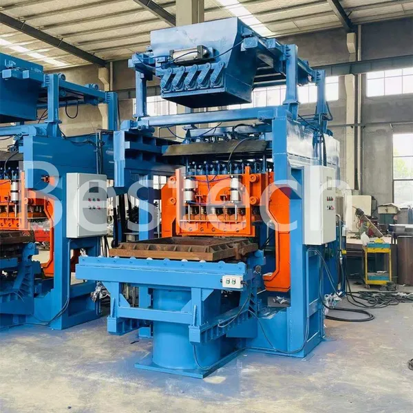China Manufacturer Multi Ram Hydraulic Sand Molding Machine for Foundry photo-4