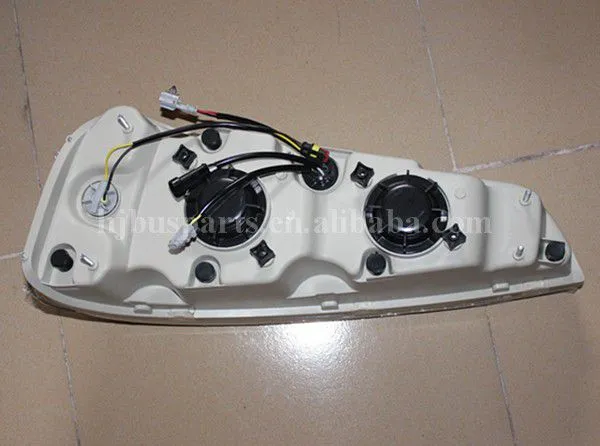 Bus Front Light Bus Body Parts Headlight Higer KLQ6119 KLQ6109 Combined Head Lamp China Higer Bus Spare Part photo-4