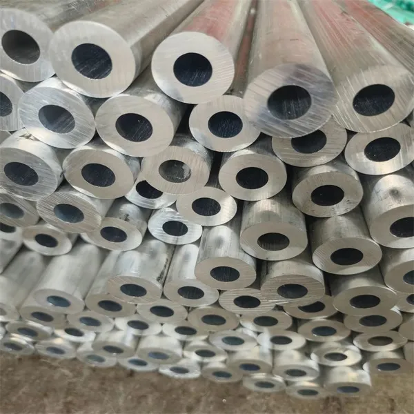 6061 T6 Seamless Extruded Aluminum Round Tube Pipe ASTM B210 Hollow Aluminum Alloy Tube For Industrial Machinery Construction