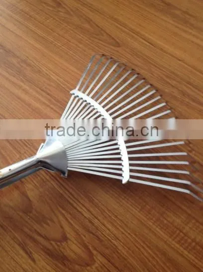 22 Teeth Wooden Handle Steel Garden Rake photo-3