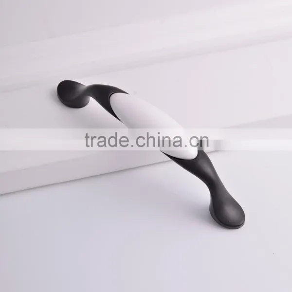 OEM Cheap Kitchen Ceramic Pull Handle Furniture Decorative Hardware Zinc Alloy Wardrobe Cabinet White And Black Pull Knobs photo-3
