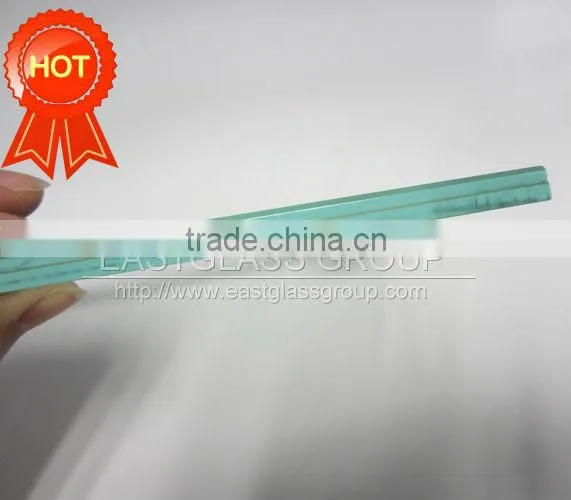 Clear/Colored Safety Glass With PVB Interlayer