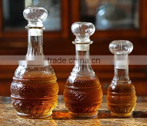 Embossed Europe Glass Vodka Bottle With Glass Lid