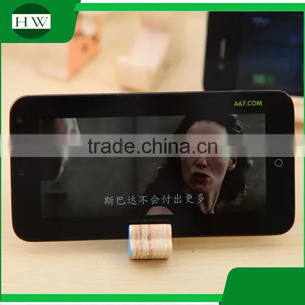 Mini Cartoon Wooden Portable Desktop Table Cell Mobile Phone Bracket Stand Support Holder photo-4