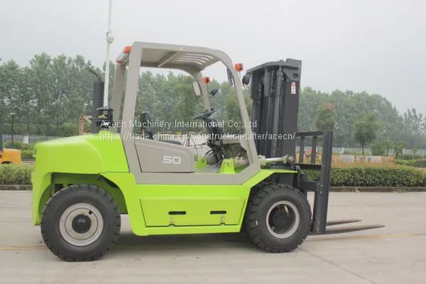 3.0T Four Wheel Diesel Forklift