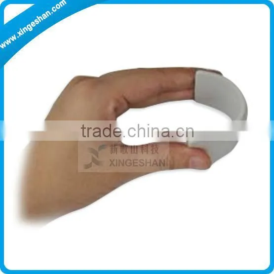 Passive UHF Washable RFID Tags for Laundry Management photo-3