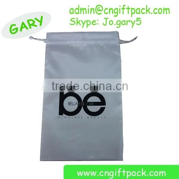 Custom Logo White Satin Packaging Bags for Gift photo-4