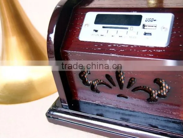 Rain Lane Antique Style USB SD Bluetooth Decoration Gramophone With Horn Music Box photo-4
