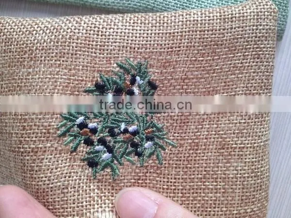 Small Jute Gift Jewelry Bags With Customized Embroidery photo-5
