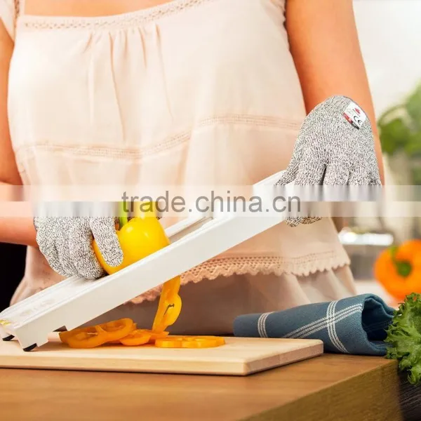 Cut Resistant Gloves - High Performance Level 5 Protection, Food Grade. Size Medium, photo-3