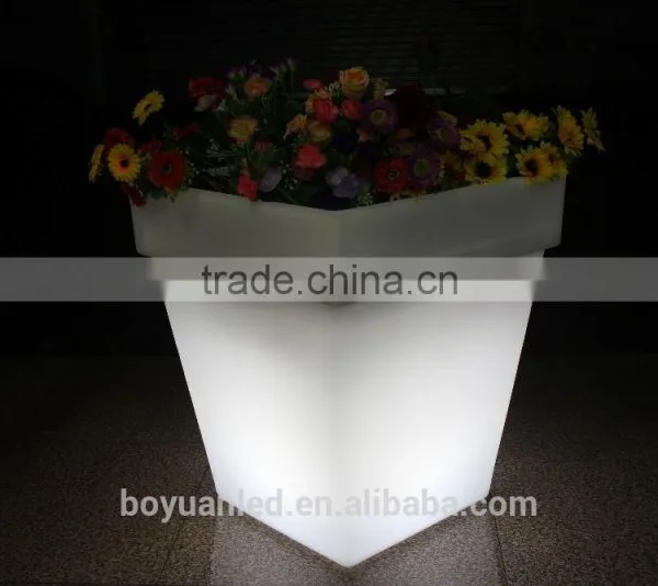 Plastic Material Led Flower Pot With IR Remote Control, Plastic Big Outdoor Led Flower Pots photo-2