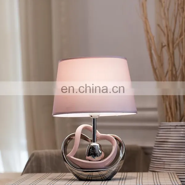 Creative Love Theme Restaurant Table Decoration Cheap Pink Heart Shape Table Lamps Ceramic for Hotel Bedside photo-6