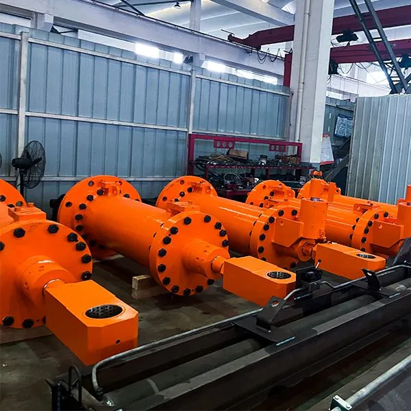 Manufacturers Direct Excavator Caterpillar Komatsu Doosan Hitachi Hydraulic Cylinder photo-3