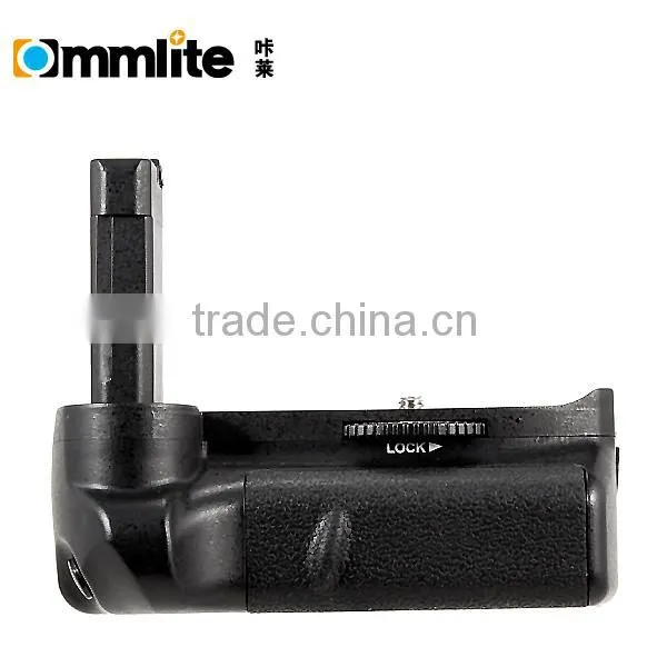 Commlite Camera Vertical Battery Grip/Battery Power/Power Pack for Nikon D3100, D3200 photo-2