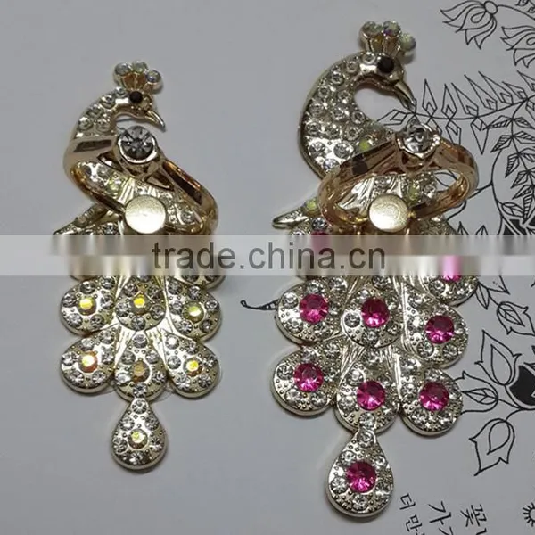 Ring Holder Smart Ring Stand Metal Rhinestone Peacock photo-4