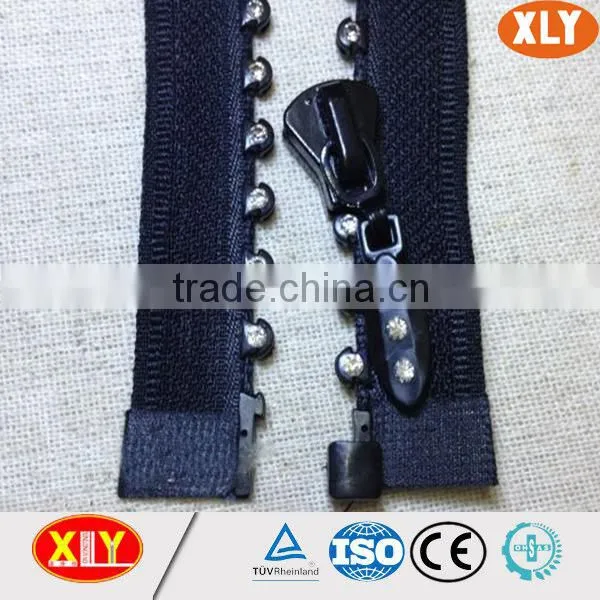 China XLY Zipper #3 Close End Single Stone Diamond Zipper photo-3