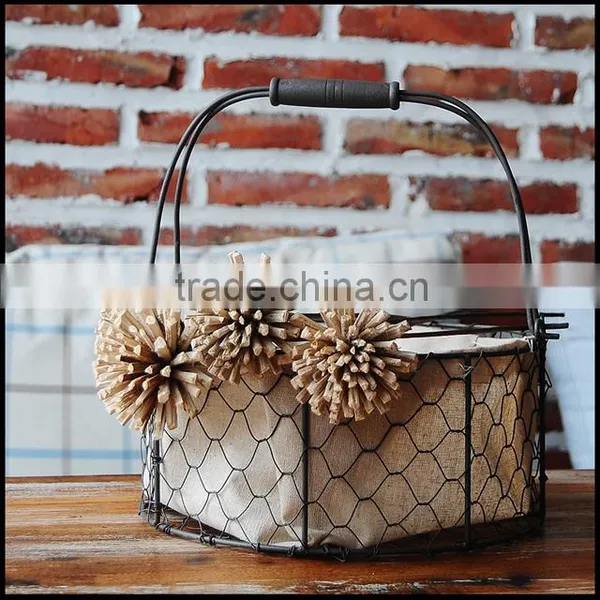 Round Metal Baskets With Hnadle and Cotton Liner photo-5