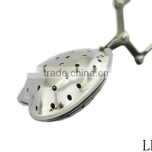 Latest Design Food Grade Eco-friendly Heart Shape Tea Strainer photo-3