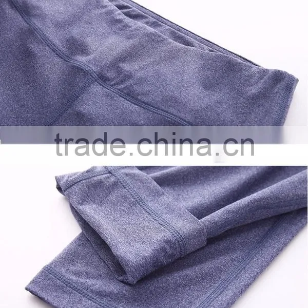 Splicing 80% Polyamide 20% Elastane Women's Yoga Capri Leggings photo-4