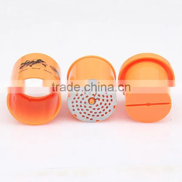 2017 New Arrival Kitchen Tools Manual Dry Fruit Nut Grinder photo-4