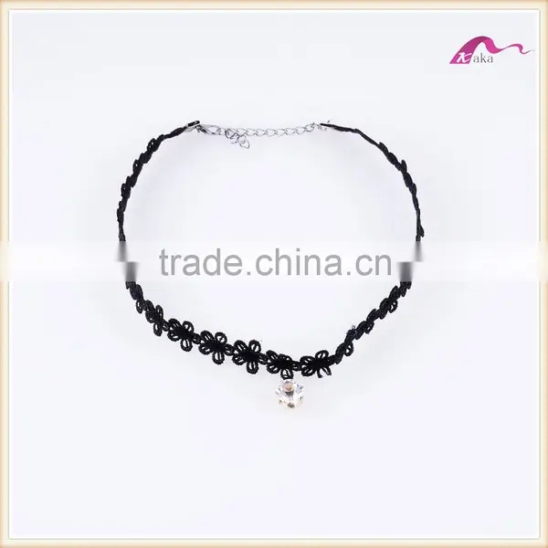 Fashion Sexy Black Fabric Choker Necklace With Crystal Pendant photo-2