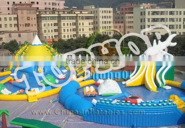 0.9mm PVC Tarpaulin Colorful Inflatable Land Amusemet Park With Air Blower