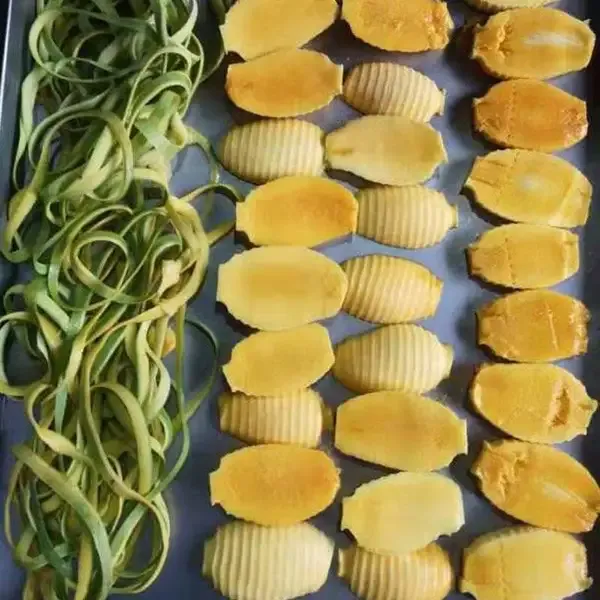 Shanghai Industrial Full Automatic PLC Stainless Steel Fruit Mango Peeling & Half-cut Pit Removing Machine Peeler Equipment photo-4